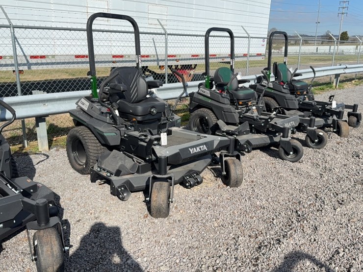 #4076-•-yakta-yxr-710-zero-turn-mower-image-3
