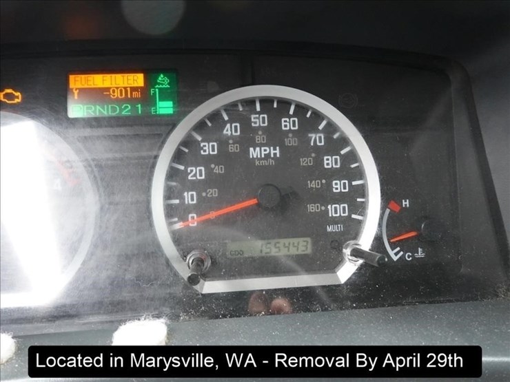 2017-isuzu-nqr-image-7