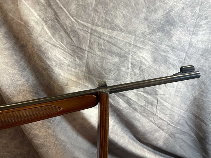 #10148-•-winchester-model-490,-22-lr-semi-auto-rifle,-sn:-j028213-image-4