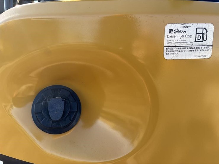 2015-caterpillar-305.5e2-cr-image-37