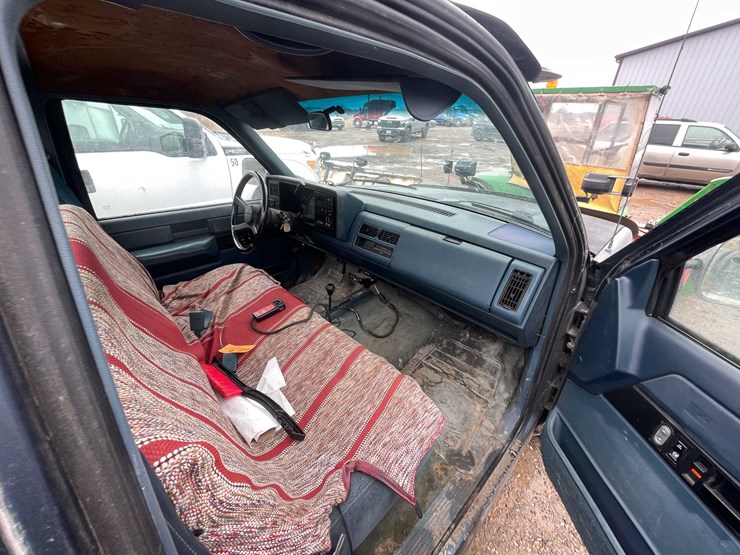 1988-chevrolet-silverado-1500-image-43