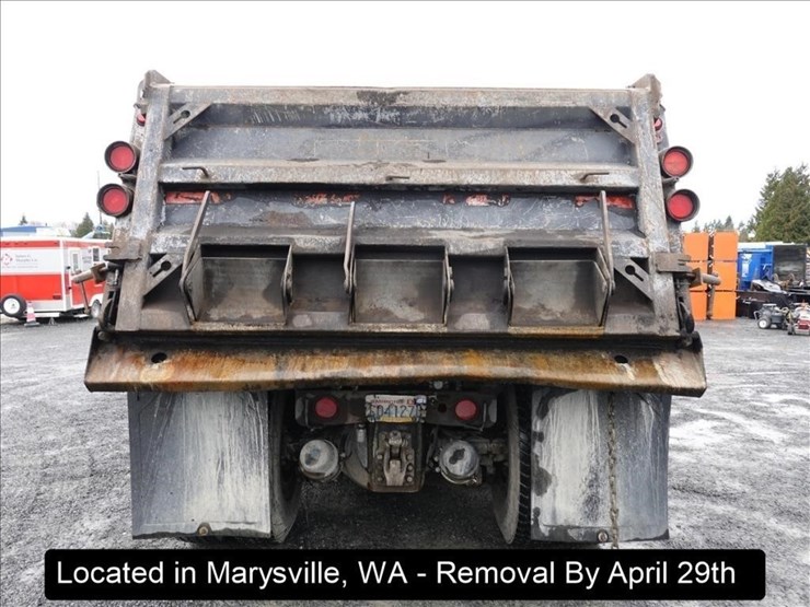 1997-peterbilt-378-image-35