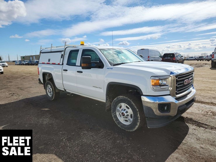 2018-gmc-sierra-2500hd-image-4
