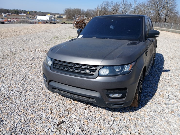 2016-land-rover-range-rover-image-16