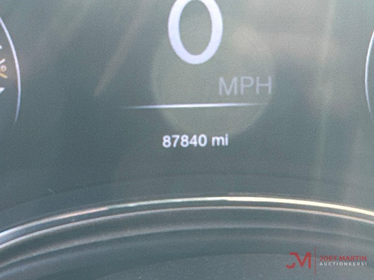 2018-jeep-grand-cherokee-image-21