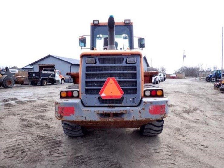 2010-doosan-dl250-image-6