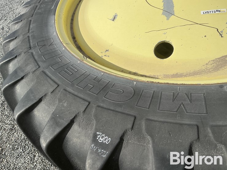 14.9-r-46-axle-mount-dual-rims-&-tires-image-13