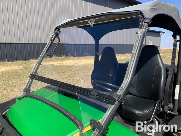 2011-john-deere-gator-image-11