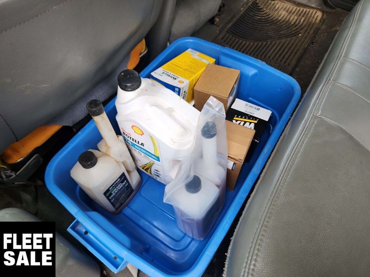 2006-ford-f350-image-32