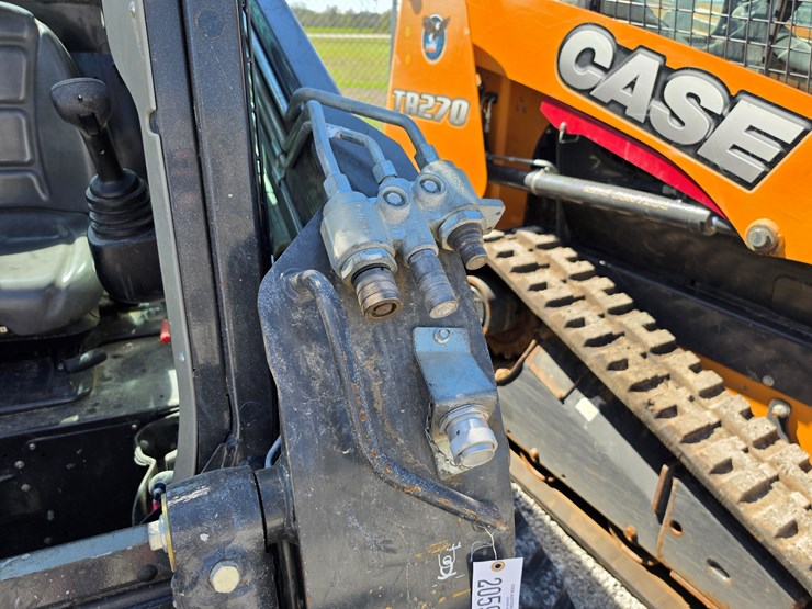 2022-new-holland-c332-image-6