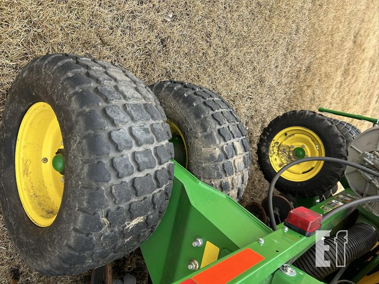 2014-john-deere-1990ccs-image-34