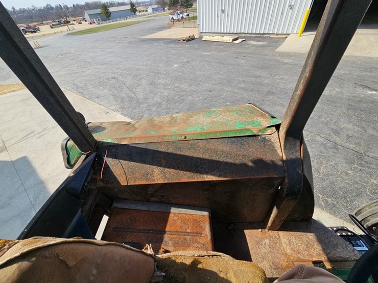 1982-john-deere-4240-image-29