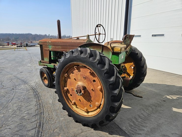 1954-john-deere-60-image-3
