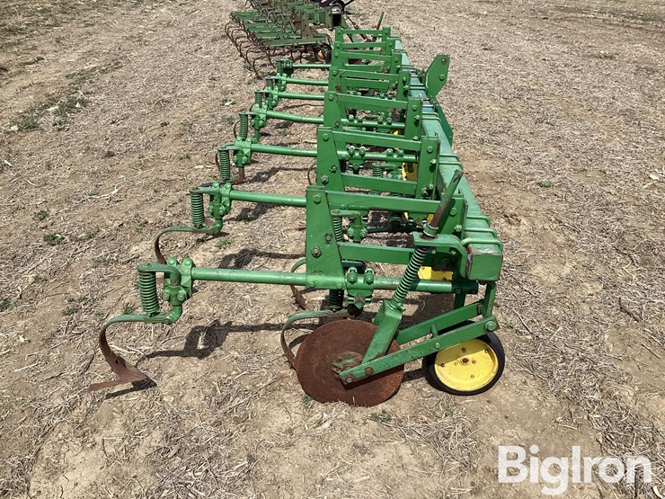 john-deere-6-image-4