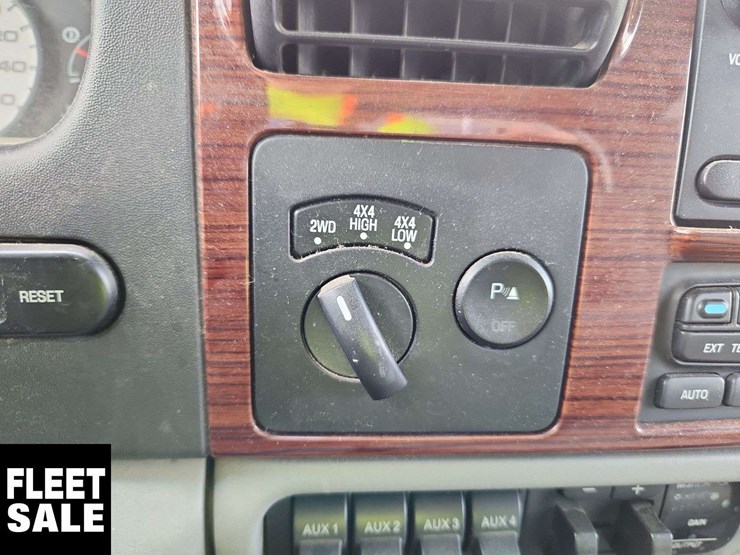 2006-ford-f350-image-22