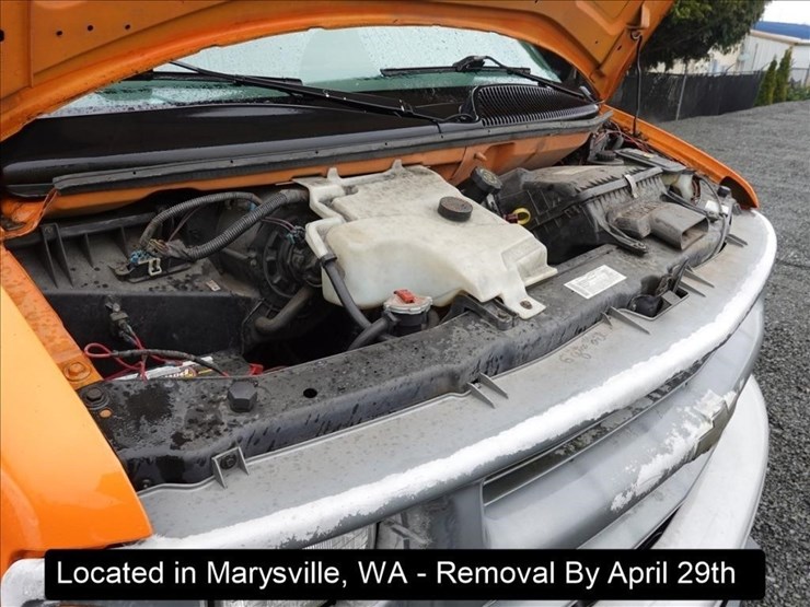 2001-chevrolet-3500-image-18