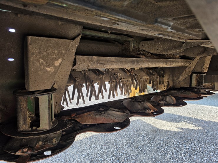 2022-john-deere-s300-image-4