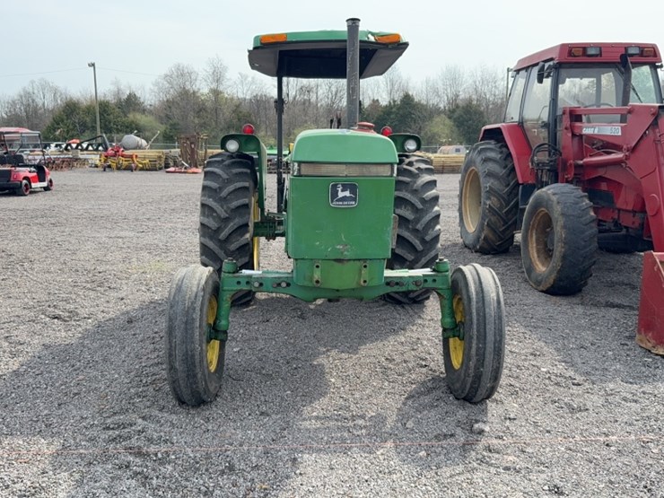john-deere-2350-image-2