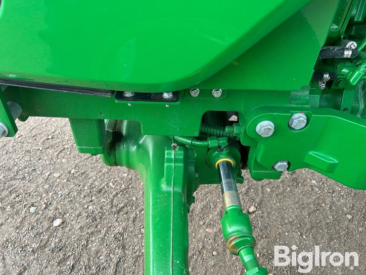 2022-john-deere-5045e-image-14