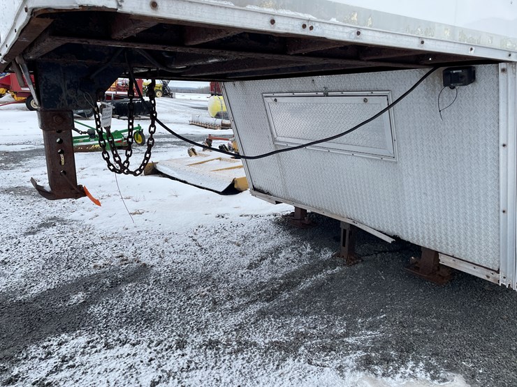 #280-•-2015-united-uxgn-8.536tr80-(3)-axle-enclosed-trailer-(has-wi.-title)-(mason,-wi)-image-13