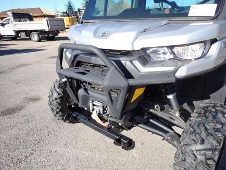 2021-can-am-defender-limited-hd10-4x4-side-by-side-image-26