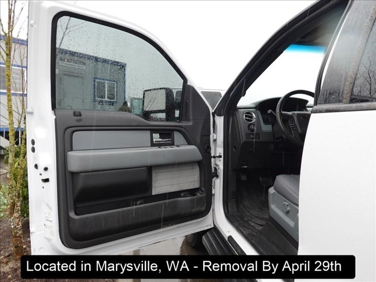 2014-ford-f150-xl-image-8