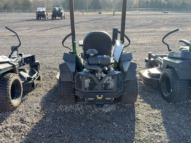 #4031-•-yakta-yxr-320-zero-turn-mower-image-9