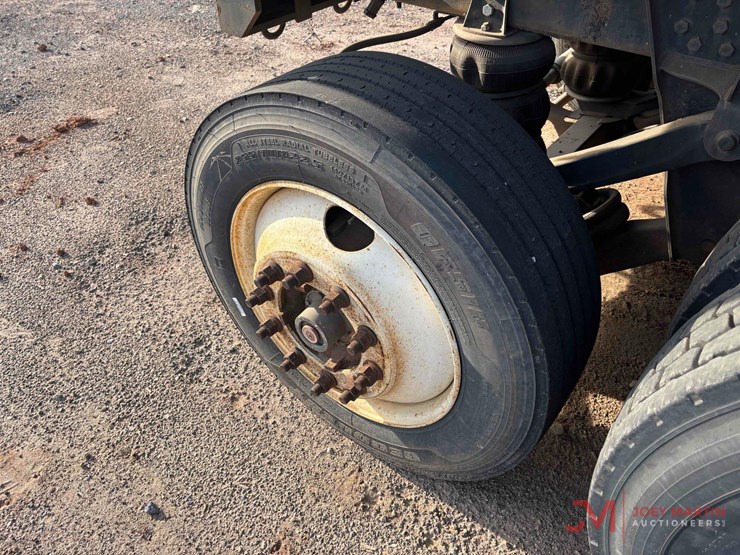 2000-sterling-lt9500-image-24