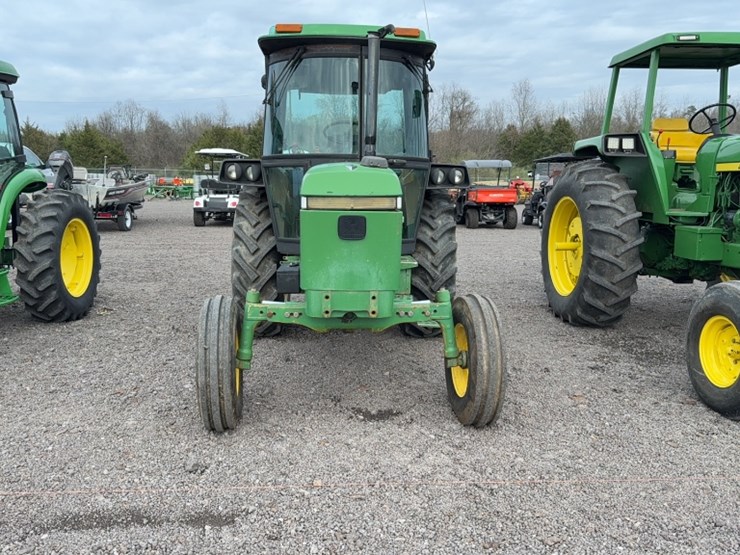 john-deere-2355-image-2