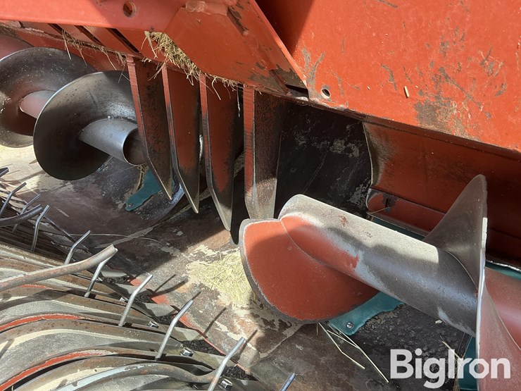 1993-hesston-4590-image-16