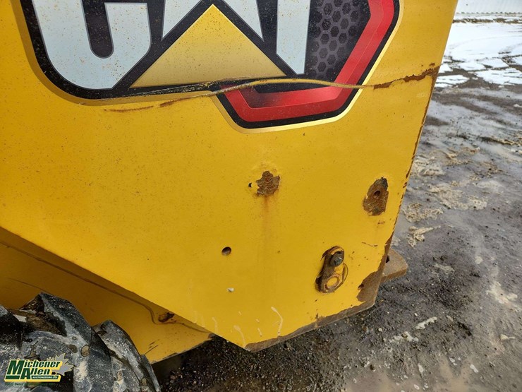 caterpillar-262d3-image-27