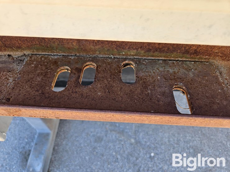 massey-ferguson-730-image-11