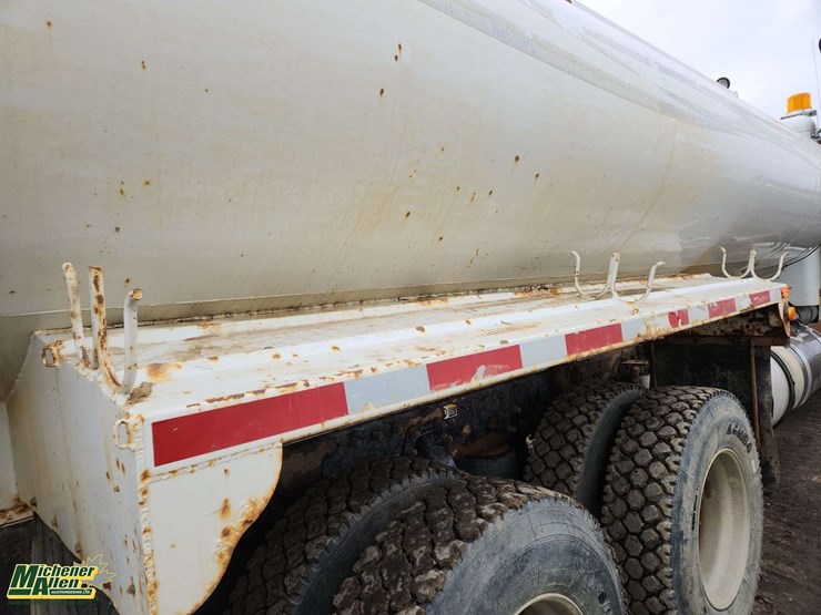 2008-peterbilt-340-image-40