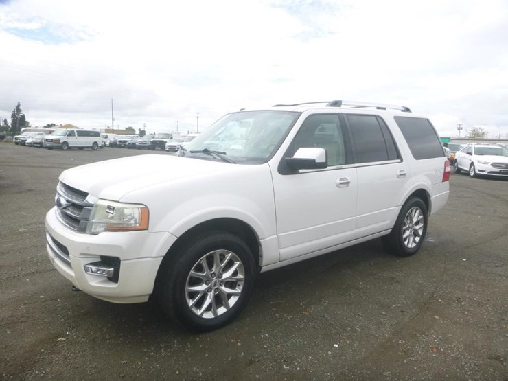 2015-ford-expedition-image-1