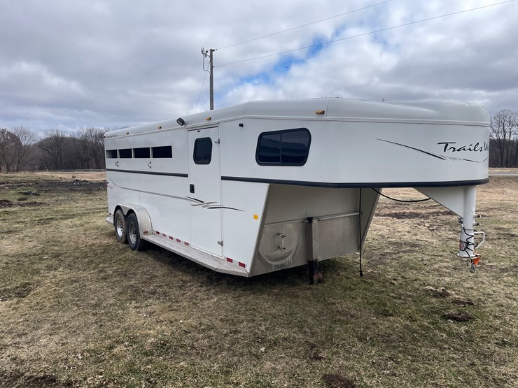 #292-•-2005-trails-west-classic-horse-trailer-(has-mn-title-in-delay)(scandia,-mn)-image-7