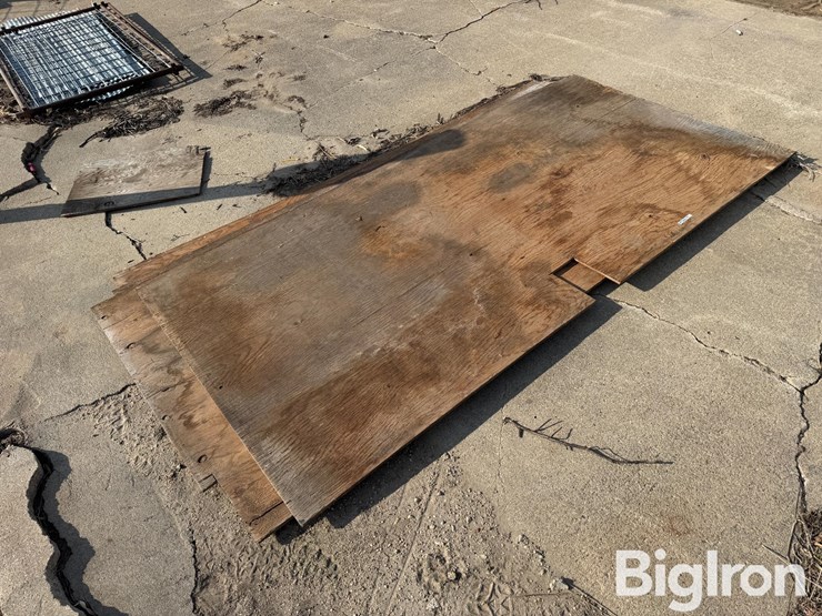 1/2"-plywood-sheets-image-3