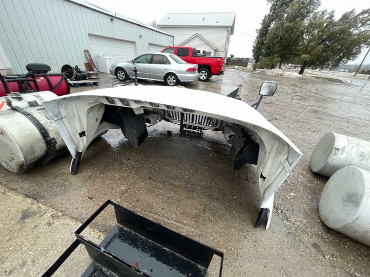 international-prostar-image-5