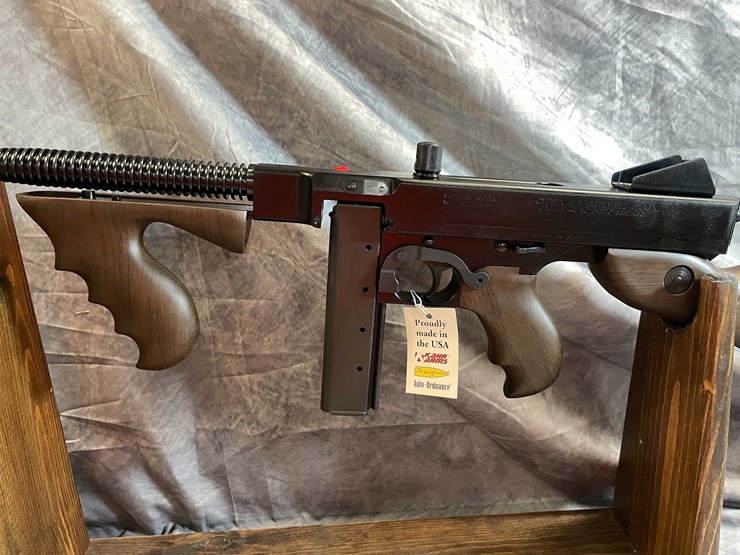 #10055-•-thompson-1927a-1c-ltw-dlx,-45-acp-semi-auto-rifle,-sn:-kpc1200-image-12