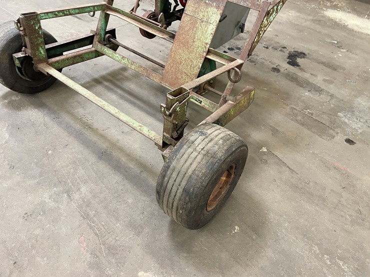 #2517-•-walk-behind-wheelbarrow-cart-(columbia-heights,-mn)-image-9