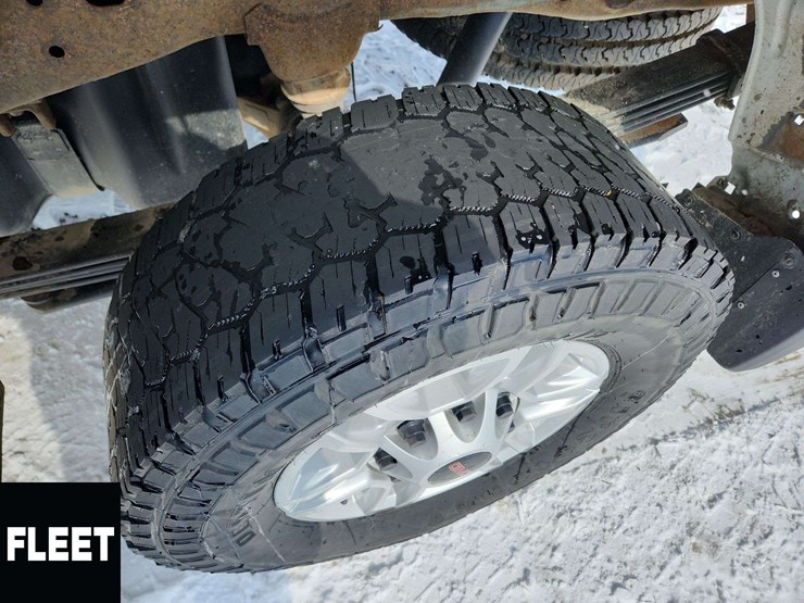 2021-gmc-sierra-2500hd-image-11