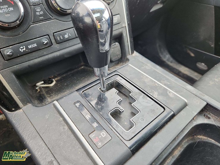 2012-mazda-cx9-image-21