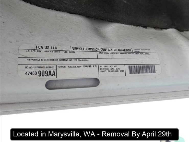 2017-dodge-2500-image-28