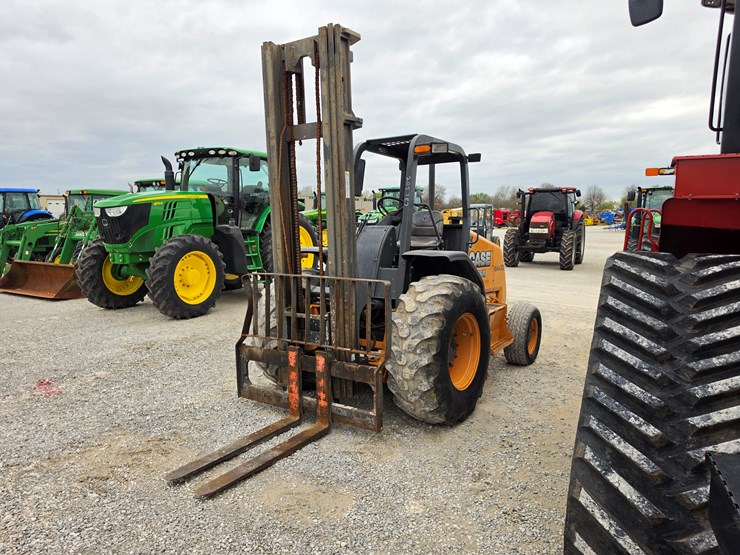 2015-case-586h-image-20