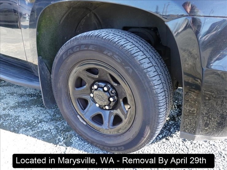 2015-chevrolet-tahoe-image-12