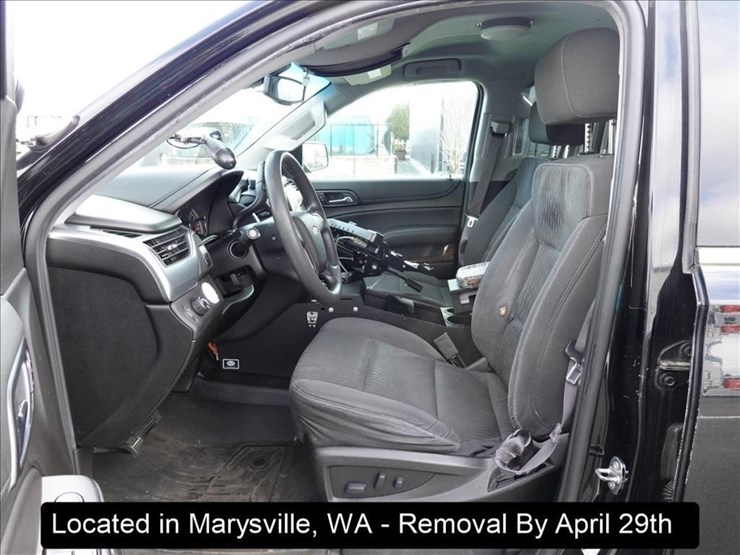 2017-chevrolet-tahoe-image-4