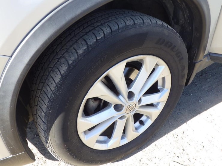 2016-nissan-rogue-image-13