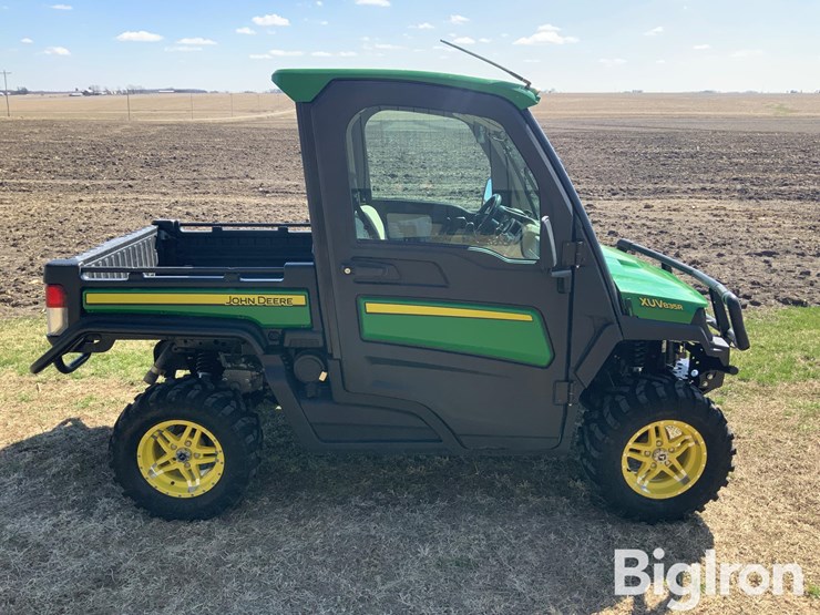 2020-john-deere-2020-image-4