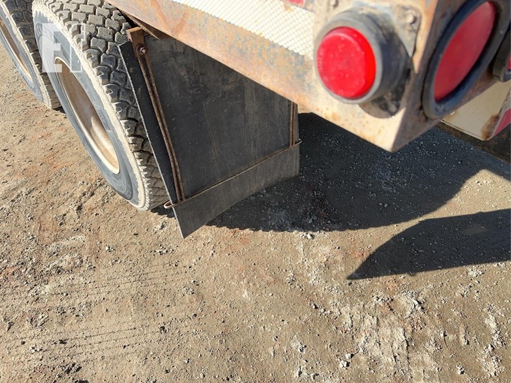 2003-kenworth-t800-image-35