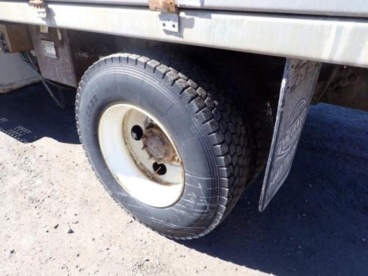 2016-ford-f750-image-41