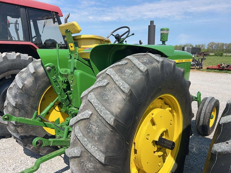 1967-john-deere-3020-image-6
